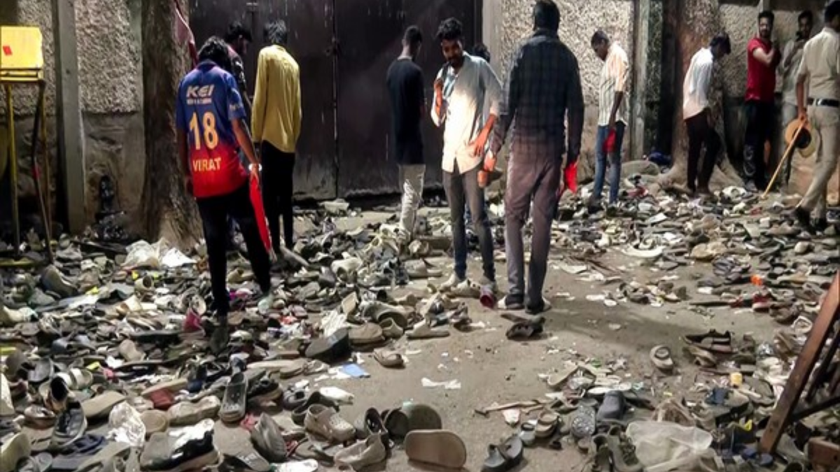 RCB जश्न में मची भगदड़
