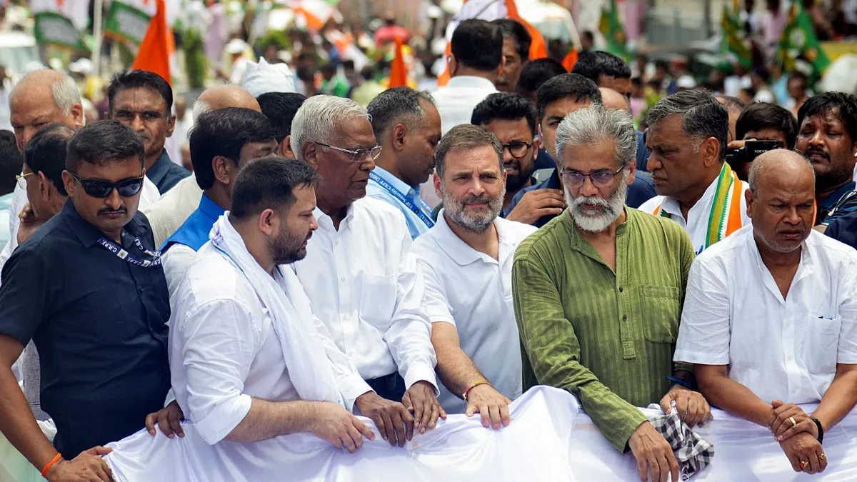 राहुल गांधी का सुधारवादी संघर्ष और मीडिया की उपेक्षा